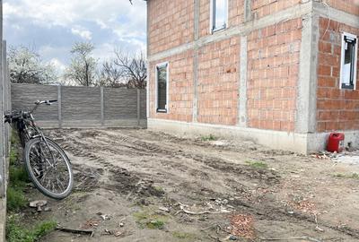 Duplex, 102mp Utili, 225mp Teren, 4 Camere, Constructie Noua  - Giroc - 2