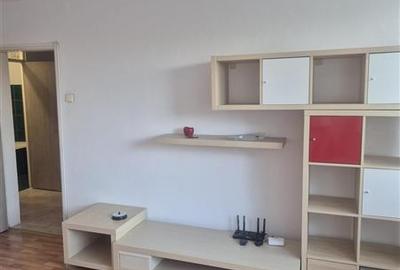 Apartament cu 2 camere decomandat în Tineretului