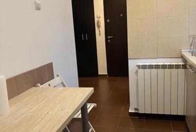 2 CAMERE - DECOMANDAT - zona EROII REVOLUTIEI - 8
