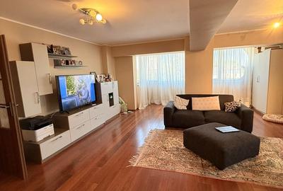 Apartament 4 camere, Strada Domnească - 11