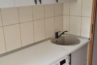 Apartament cu 2 camere decomandat, mobilat în Titan