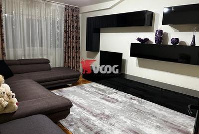 Apartament cu 3 camere în Lunei