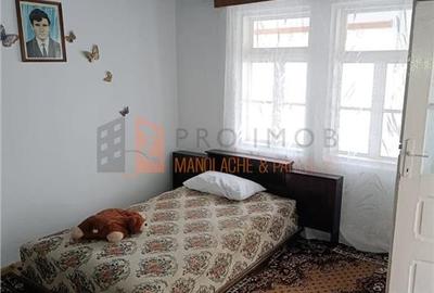 Casa tip parter zona Sarata Monteoru - 11