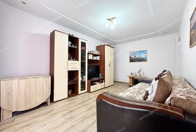 Apartament cu 2 camere decomandat în Micro 21