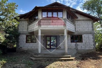 Vanzare Vila la gri Teren 800mp Lacul Mostistea - 2