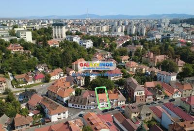 Vanzare casa 8 camere renovata integral+gradina Brasov. - 34