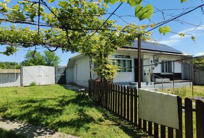 Casa la 5 km de Targu-Neamt - cu iaz si livada matura - gata pentru mutat - 3