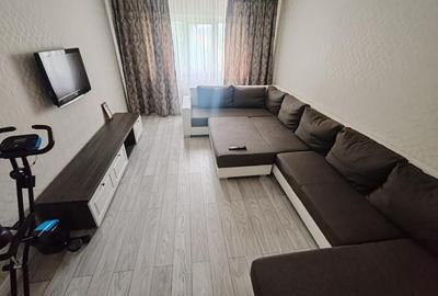 Apartament cu 2 camere decomandat în Gară