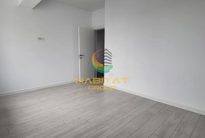 Apartament cu 3 camere semidecomandat în Metalurgiei