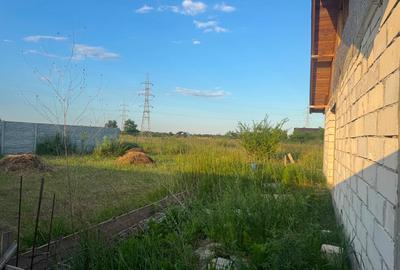 Casa Peris  zona Cocioc  (Nefinalizata) , langa terenul de Golf Bucharest - 8