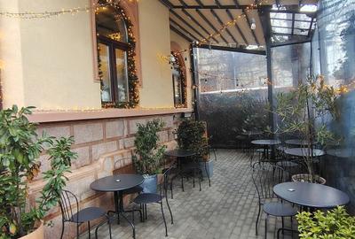 Casa renovata si consolidata integral, apthotel, pozitie de exceptie - 2