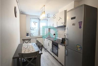 Apartament cu 2 camere nedecomandat în Centrul Civic