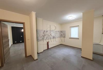 Apartament cu 3 camere decomandat în Complex Studențesc