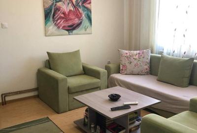 Apartament cu 2 camere semidecomandat, mobilat în Central
