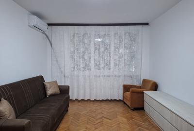 URGENT!, renovat complet, vedere spate, mobilat/utilat modern, liber - 2