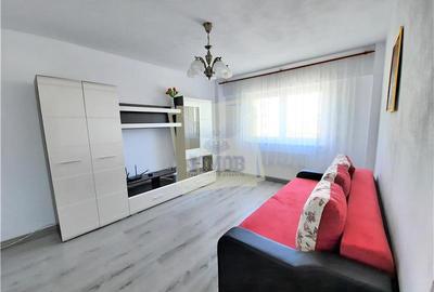Apartament cu 2 camere decomandat în Mihai Viteazul