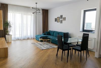 Apartament cu 3 camere decomandat în Central