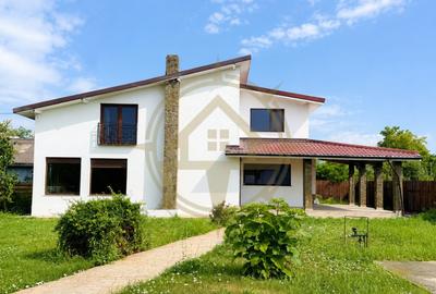 Casă cu 5 camere în Crevedia
