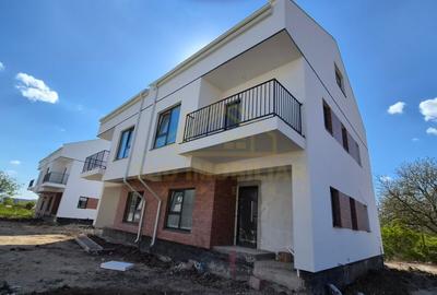 Duplex cu 6 camere în Central