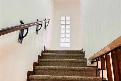 INCHIRIERE VILA  5 camere ZONA IANCU NICOLAE - BANEASA - JOLIE VILLE - 11