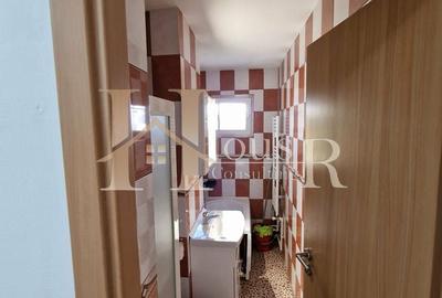 Decomandat cu centrala termica proprie, in bloc izolat. Etaj intermediar. - 7