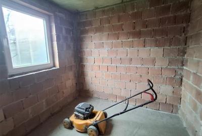 Casa individuala 5 camere 2 bai pivnita 380mp teren in Cisnadie - 18