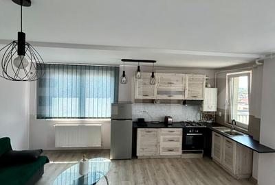 Apartament cu 3 camere semidecomandat, mobilat în Someșeni