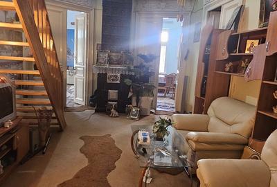 Apartament 4 camere , teren in proprietate 108 mp– Armenească / Bd. Carol. - 2