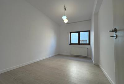 Apartament spațios cu 3 camere și loc de parcare | Otopeni - 11