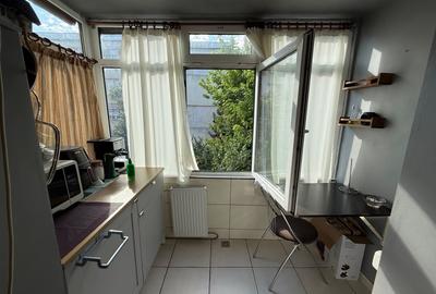 3 Camere Et.2/4 An constructie 1985 Zona Apusului - Metrou Gorjului - 4