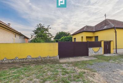 Casă cu 4 camere și teren de 5538 mp în Macea - 12