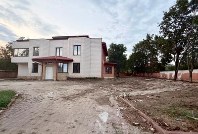 Vilă impresionantă 10 camere si teren 2.500 mp zona Pipera - 2