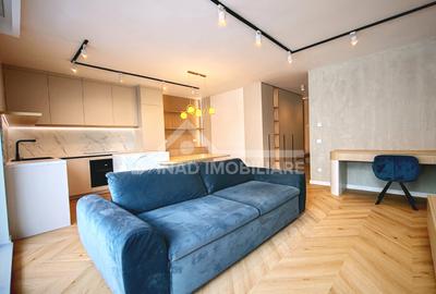 Apartament cu 2 camere semidecomandat, mobilat în Mărăști