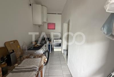 Casa cu potential de investite 8 camere 392 mpu teren 5724 m Gura Vaii - 11