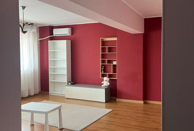 Apartament cu 2 camere semidecomandat în Pajura