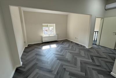 De inchiriat Imobil având 9 camere ,suprafață de 285 mp. Cantemir langa Metrou - 39