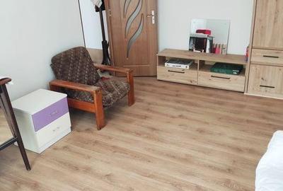 Apartament cu 3 camere semidecomandat în Zimbru
