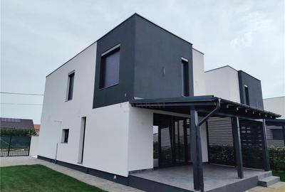 Duplex cu 5 camere în Moșnița Nouă