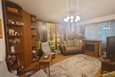 Apartament cu 2 camere decomandat, mobilat în Drumul Taberei