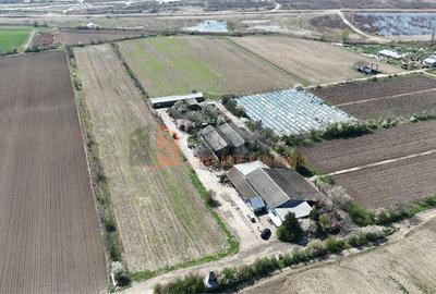 Spațiu industrial, de 2,096 mp, în Scurtești