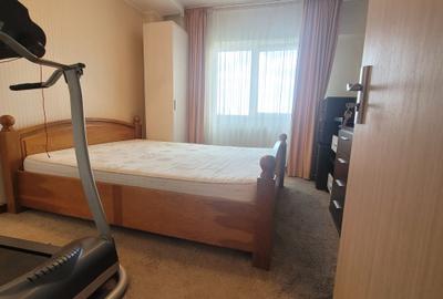 Vand apartament cu 3 camere Centrul Civic, Strada Toamnei - 10