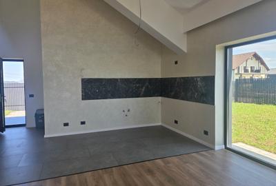 Vand casa noua pe parter in Izvor Tarlungeni, 500 mp teren si finisaje premium - 6