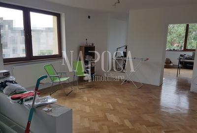Apartament cu 3 camere semidecomandat, mobilat în Plopilor