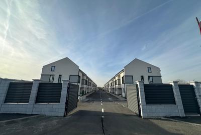 Giurgiului, Dedeman, casa tip duplex, loc parcare, loc de joaca - 1