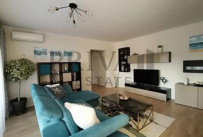 Apartament cu 3 camere decomandat, mobilat în Braytim