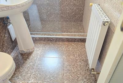 Vand apartament 2 camere decomandat in Deva, zona Pescarilor ( ITM), et 3 - 7