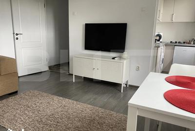 Apartament cu 2 camere semidecomandat, mobilat în Andrei Mureșanu