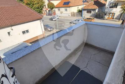 Apartament 4 camere, pe 2 nivele  - 128 mp  -  Centru civic  -  Aurel Vlaicu - 18