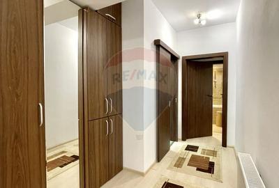 Apartament cu 3 camere de închiriat - 15