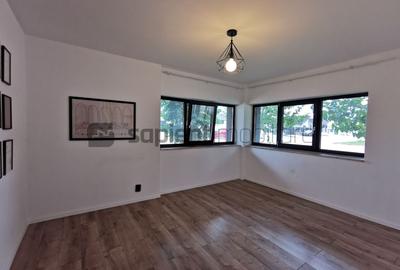 De închiriat apartament cu 3 camere, în Milano 5, Nufărul - 4